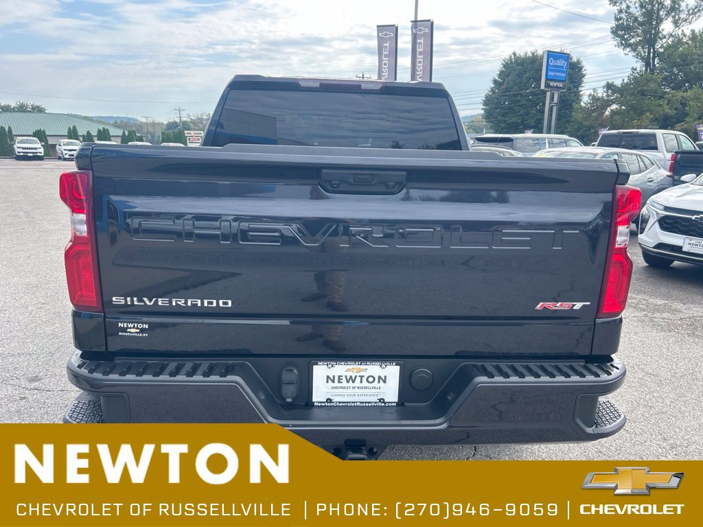Used 2024 Chevrolet Silverado 1500 RST RWD image 32