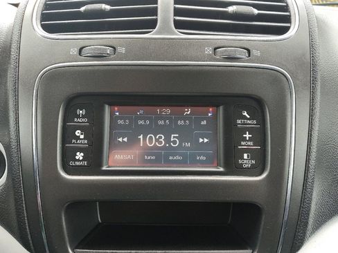 Used 2020 Dodge Journey SE w/ SE Popular Equipment Group FWD image 25