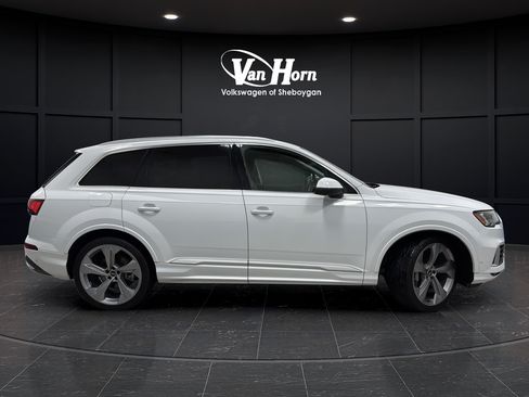 Used 2021 Audi Q7 3.0T Prestige AWD/4WD image 8
