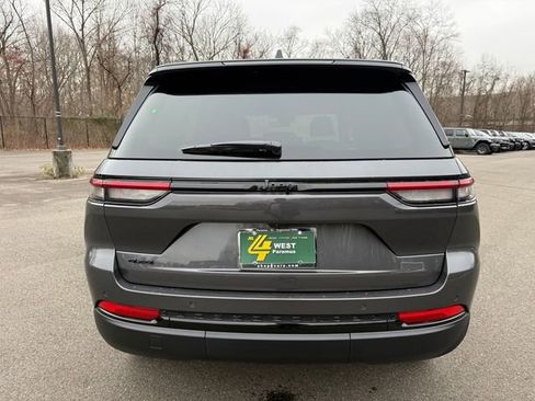 New 2025 Jeep Grand Cherokee Limited image 10