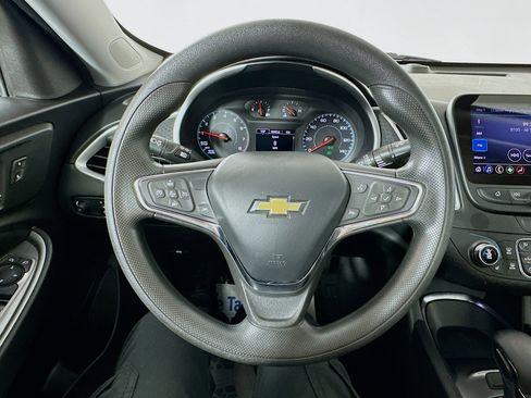 Used 2023 Chevrolet Malibu LT FWD image 11