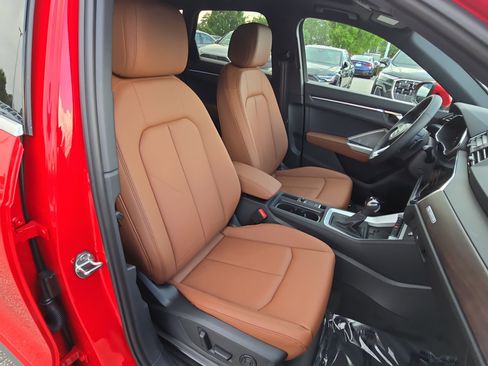 New 2025 Audi Q3 2.0T Premium Plus image 10