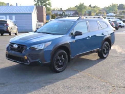 Certified 2025 Subaru Outback Wilderness AWD/4WD image 4