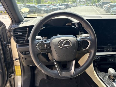 Used 2023 Lexus NX 350 AWD image 18