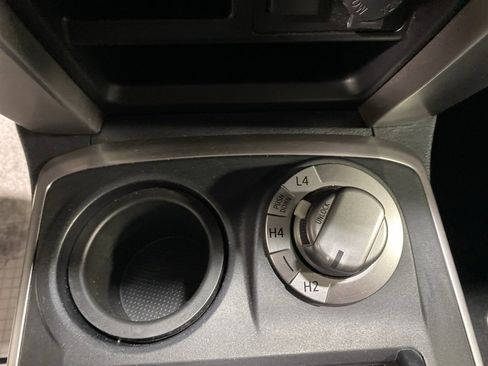 Used 2020 Toyota 4Runner SR5 Premium image 33