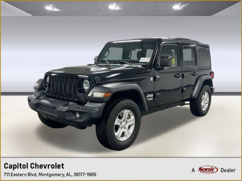 Used 2020 Jeep Wrangler Unlimited Sport image 1