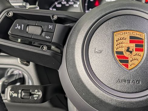 New 2026 Porsche Macan AWD/4WD image 37