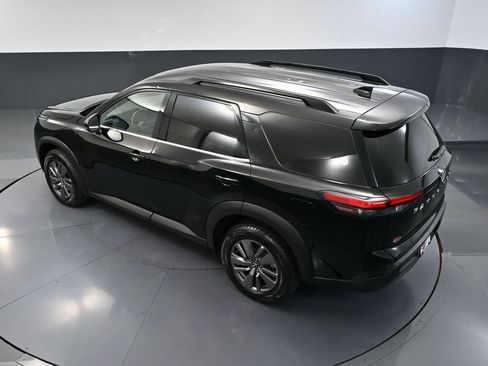 Used 2024 Nissan Pathfinder SV FWD image 55