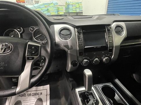 Used 2014 Toyota Tundra SR5 image 11