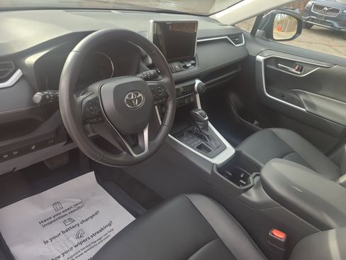 Certified 2023 Toyota RAV4 XLE Premium image 15