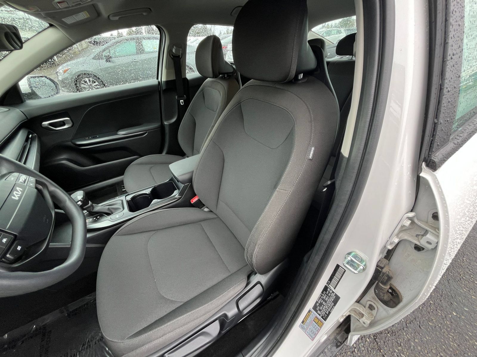 Used 2026 Kia K4 FWD image 36