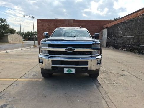 Used 2015 Chevrolet Silverado 2500 LTZ w/ Duramax Plus Package AWD/4WD image 2
