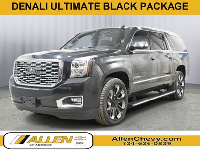 Used 2020 GMC Yukon XL Denali w/ Denali Ultimate Black Edition