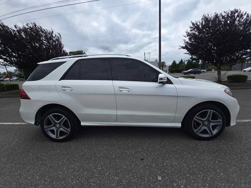 Used 2016 Mercedes-Benz GLE 350 4MATIC image 2