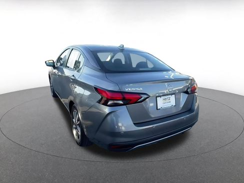 Used 2025 Nissan Versa SV image 11