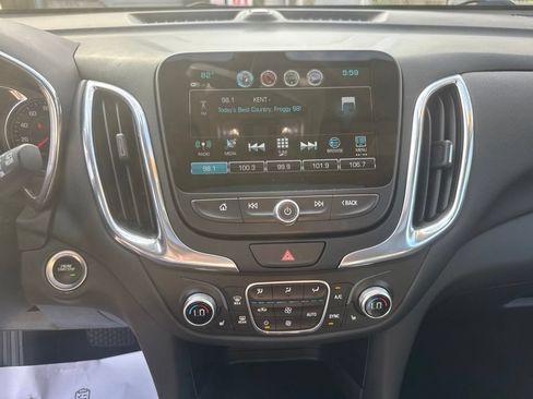 Used 2018 Chevrolet Equinox LT w/ Sun & Infotainment Package AWD/4WD image 15