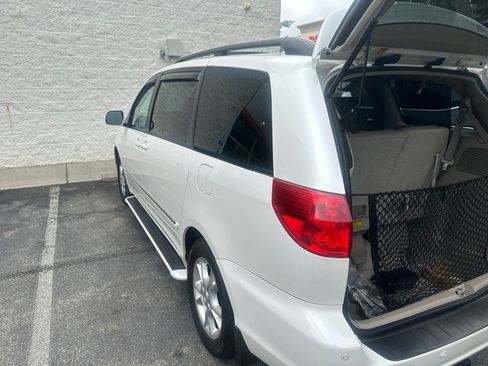 Used 2006 Toyota Sienna XLE Limited w/ XLE Limited Pkg 2 AWD/4WD image 14
