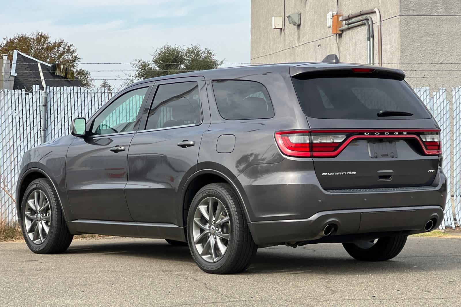 Used 2017 Dodge Durango GT w/ Nav & Power Liftgate Group RWD image 5