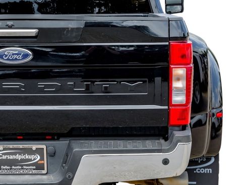 Used 2022 Ford F350 XLT w/ XLT Premium Package AWD/4WD image 52
