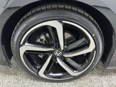 Used 2020 Honda Accord Sport image 11