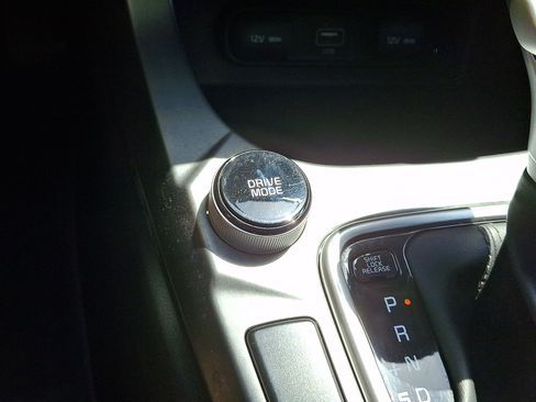 Certified 2023 Kia Seltos LX AWD/4WD image 22