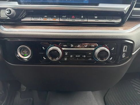 Used 2024 Chevrolet Silverado 1500 LT AWD/4WD image 22