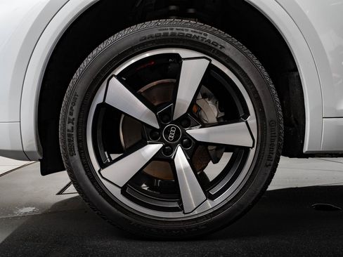 Used 2022 Audi Q5 2.0T Premium Plus image 13