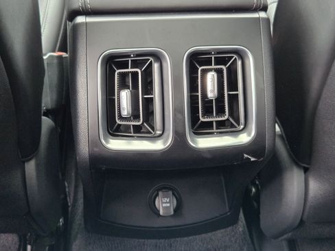 Certified 2025 Kia Sorento S w/ Panoramic Sunroof Package image 31