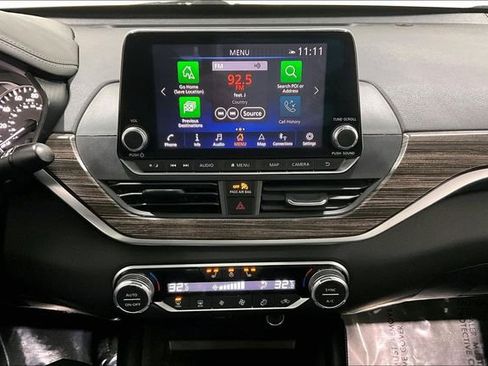 Used 2019 Nissan Altima 2.5 Platinum image 15