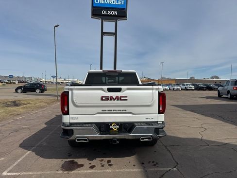 Used 2021 GMC Sierra 1500 SLT w/ SLT Convenience Package image 4