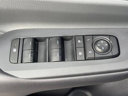 Used 2024 Toyota Prius LE image 24