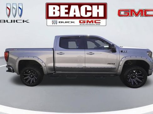 Used 2023 GMC Sierra 1500 AT4 w/ AT4 Premium Package AWD/4WD image 2