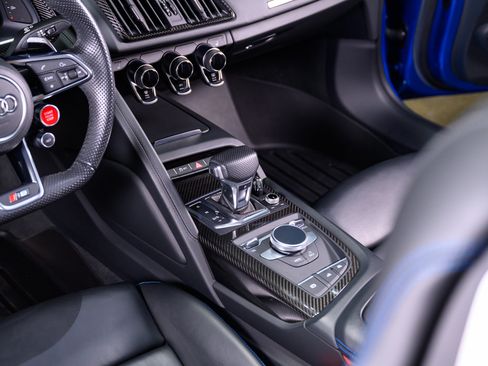 Used 2018 Audi R8 V10 plus image 39