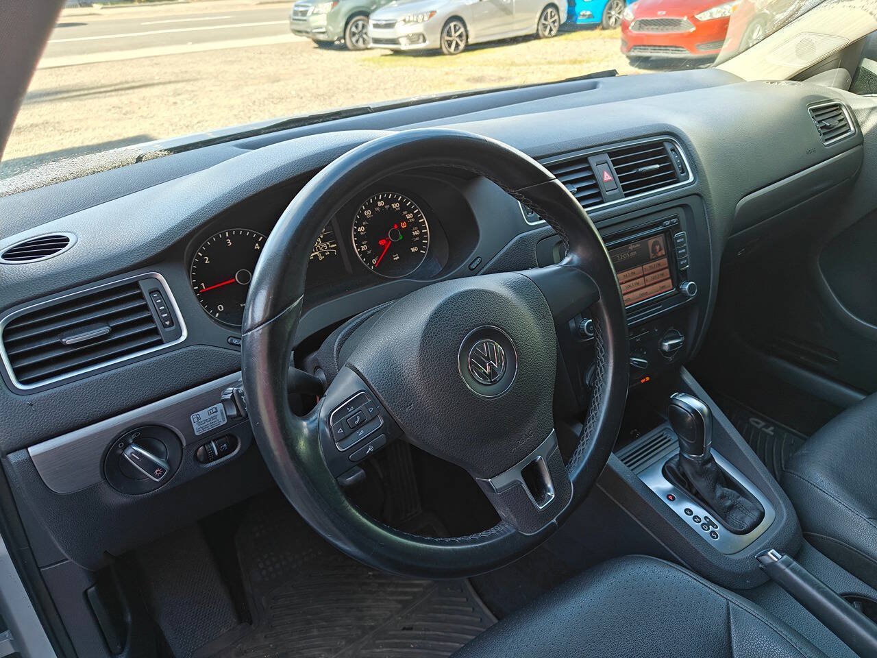 Used 2014 Volkswagen Jetta TDI FWD image 9