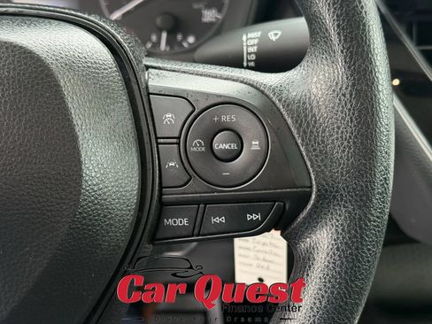 Used 2024 Toyota Corolla LE FWD image 19