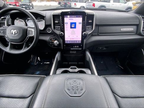 Used 2025 RAM 1500 Laramie image 14