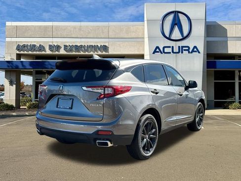 New 2026 Acura RDX SH-AWD image 2