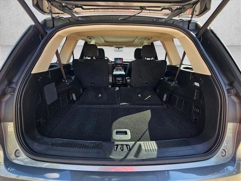 Used 2022 Lincoln Aviator Reserve w/ Elements Package Plus image 16