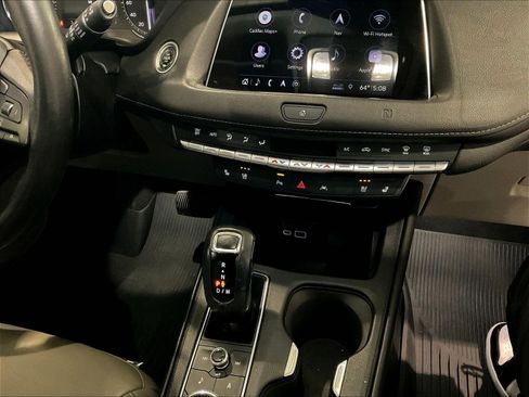 Used 2019 Cadillac XT4 Premium Luxury FWD image 18
