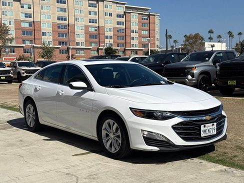 Used 2024 Chevrolet Malibu LT FWD image 3
