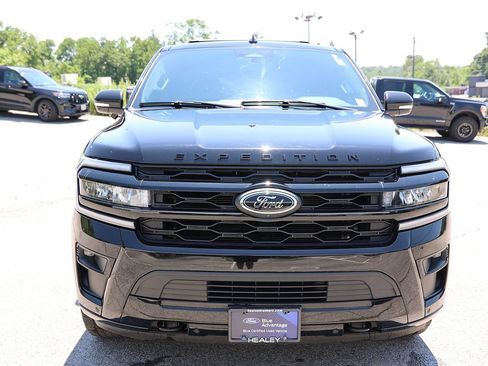 Certified 2023 Ford Expedition Max Limited AWD/4WD image 2