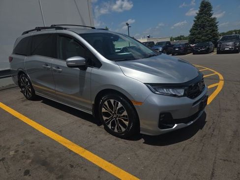 Used 2025 Honda Odyssey Elite image 1