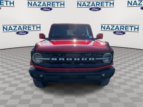 Used 2023 Ford Bronco Outer Banks image 3