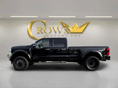 Used 2024 Ford F450 Limited w/ FX4 Off-Road Package image 9
