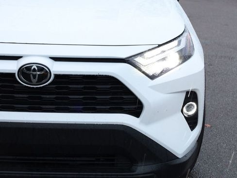 Used 2025 Toyota RAV4 XLE image 15