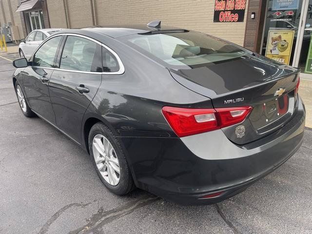 Used 2016 Chevrolet Malibu LT FWD image 5