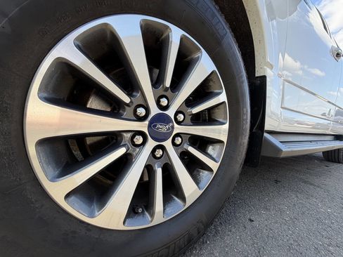 Used 2017 Ford Expedition EL XLT image 31