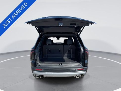 New 2026 Chevrolet Traverse LT w/ Driver Confidence Package FWD image 24