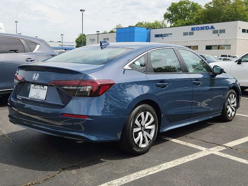 Certified 2025 Honda Civic LX image 6