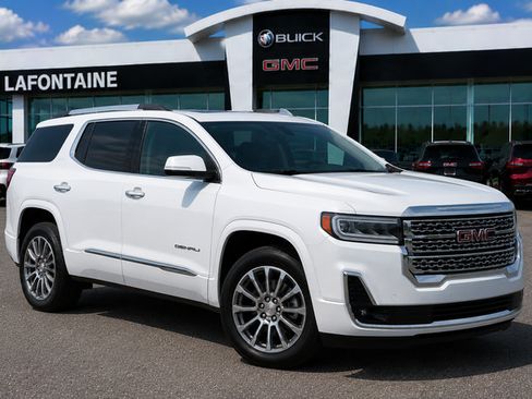 Used 2021 GMC Acadia Denali w/ Trailering Package AWD/4WD image 3